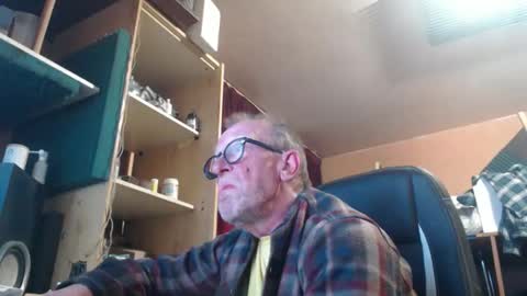 pc8474408 online show from March 23, 9:30 pm