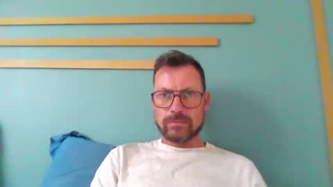 pchittt online show from April 21, 2:01 pm