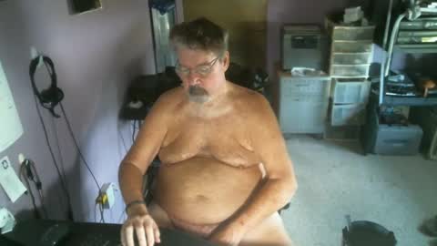 PcolaBottom online show from October 7, 7:11 pm