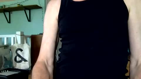 Snapshot of pea23 chatting on July 1, 1:02 pm pea23 online show from July 1, 1:02 pm