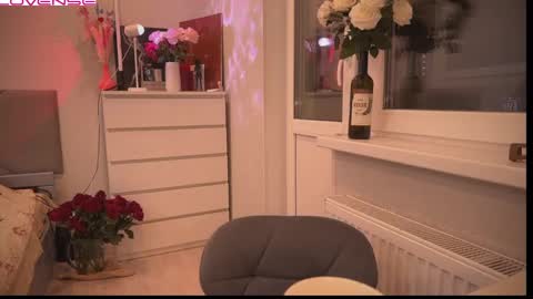 Sandra  Next Stream  pm MSK 5 pm UTC1pm EDT online show from February 25, 5:47 pm