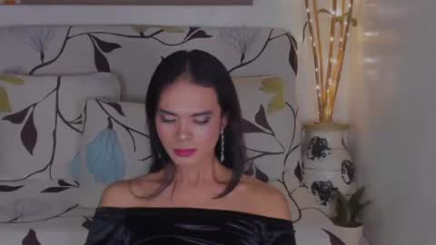 peachanderson online show from February 24, 5:11 pm