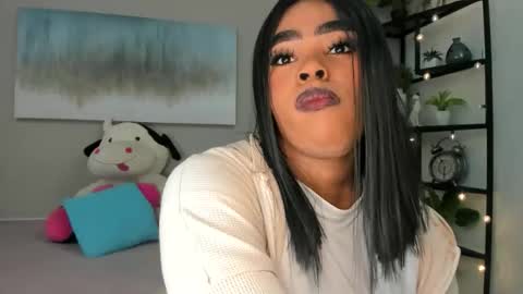 Briana online show from March 28, 1:00 pm