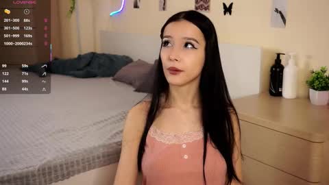 Daisy online show from March 13, 9:10 pm