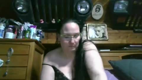 Snapshot of peachtree197 chatting on February 21, 2:23 am peachtree197 online show from February 21, 2:23 am