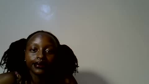 Snapshot of peachy_ebony chatting on November 3, 2:35 am peachy_ebony online show from November 3, 2:35 am