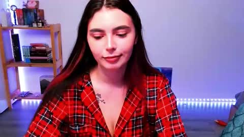 Snapshot of peachybabe__ chatting on September 28, 4:45 pm Peachy online show from September 28, 4:45 pm