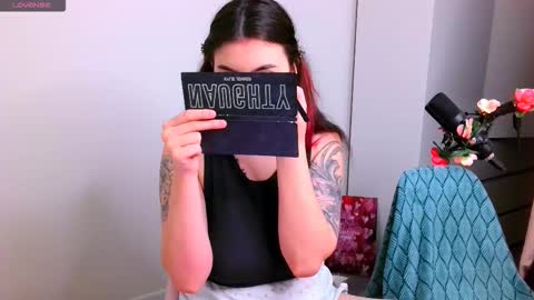 Peachy online show from December 4, 6:27 pm