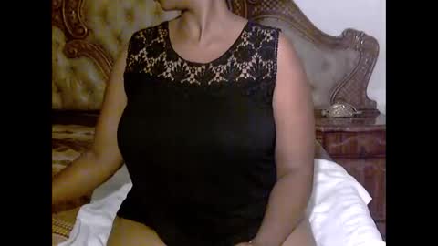 Snapshot of pearassmmm chatting on March 2, 11:20 pm pearassmmm online show from March 2, 11:20 pm