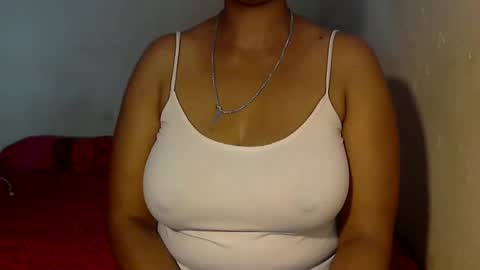 Snapshot of pearassmmm chatting on October 13, 12:05 pm pearassmmm online show from October 13, 12:05 pm