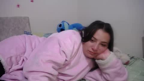 Pearl online show from February 12, 4:18 am