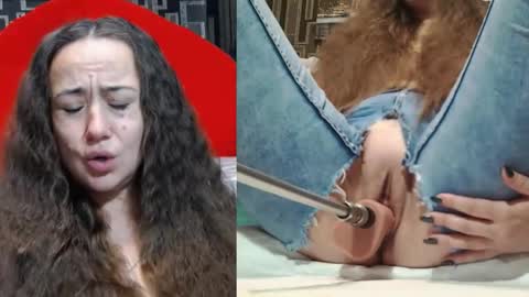 Snapshot of pearl_helen chatting on October 12, 7:13 pm pearl_helen online show from October 12, 7:13 pm