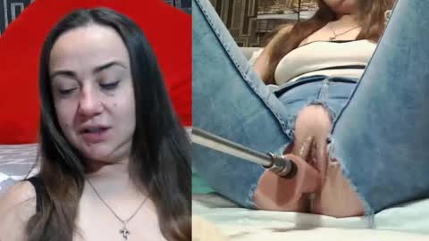 Snapshot of pearl_helen chatting on October 16, 7:37 pm pearl_helen online show from October 16, 7:37 pm