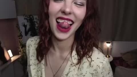Snapshot of pearlyfichtner chatting on July 14, 7:19 pm Floria online show from July 14, 7:19 pm