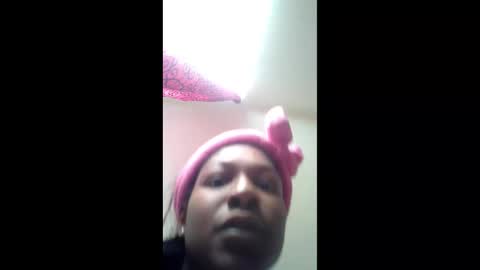 pebblessmith453 online show from December 15, 2:54 pm