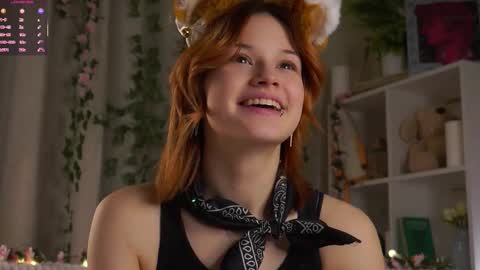 Lily online show from November 15, 1:25 am