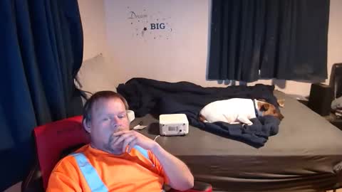 pecker40 online show from December 13, 10:37 pm