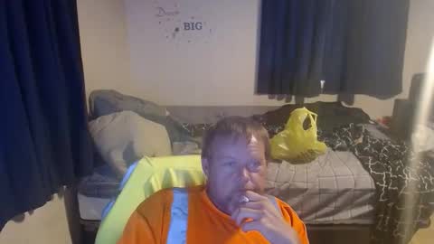 Snapshot of pecker40 chatting on February 15, 9:55 pm pecker40 online show from February 15, 9:55 pm