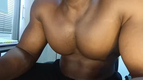 pecsblack888 online show from April 16, 7:36 pm