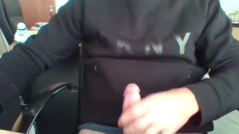 pedro30099 online show from July 14, 2:23 pm