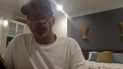 Snapshot of pedro________8 chatting on January 4, 8:39 am pedro________8 online show from January 4, 8:39 am