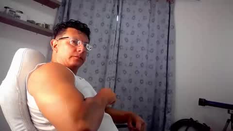 Snapshot of pedro_picapica chatting on October 24, 2:41 am Pedro online show from October 24, 2:41 am