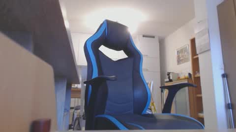 pedrodollo online show from April 14, 7:14 am