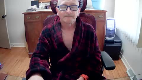 Snapshot of peepingmale chatting on February 23, 2:04 pm peepingmale online show from February 23, 2:04 pm