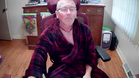 Snapshot of peepingmale chatting on November 16, 9:53 pm peepingmale online show from November 16, 9:53 pm