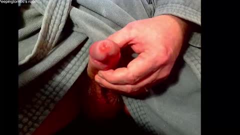 Snapshot of peepingtom66 chatting on November 16, 3:17 pm peepingtom66 online show from November 16, 3:17 pm