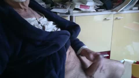 Snapshot of pegaso1000 chatting on January 17, 2:28 pm pegaso1000 online show from January 17, 2:28 pm