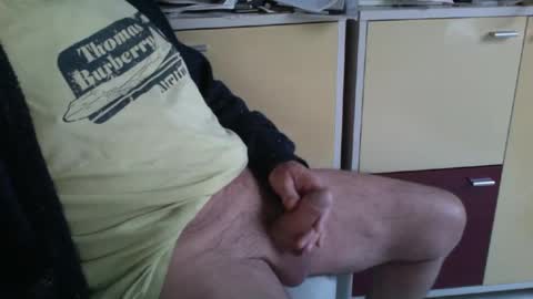 Snapshot of pegaso1000 chatting on February 8, 8:52 am pegaso1000 online show from February 8, 8:52 am