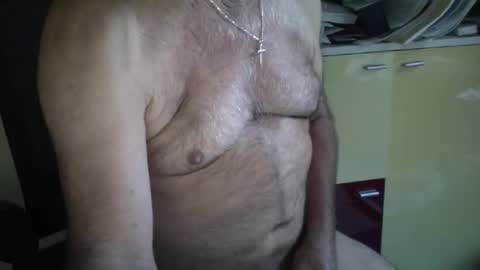 Snapshot of pegaso1000 chatting on September 11, 7:08 am pegaso1000 online show from September 11, 7:08 am