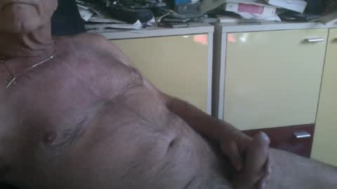 Snapshot of pegaso1000 chatting on July 24, 7:17 am pegaso1000 online show from July 24, 7:17 am