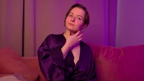 peggyfarro online show from September 11, 7:41 am