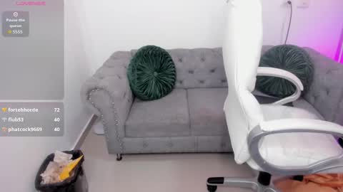 pekylove online show from September 23, 9:40 pm