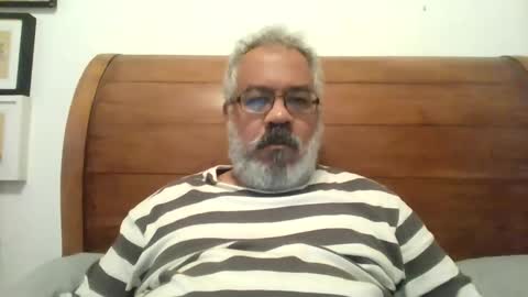 Snapshot of peleon68 chatting on October 22, 10:04 am peleon68 online show from October 22, 10:04 am