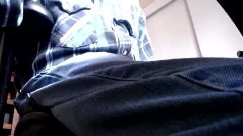 Snapshot of pem1650 chatting on November 8, 8:07 pm pem1650 online show from November 8, 8:07 pm