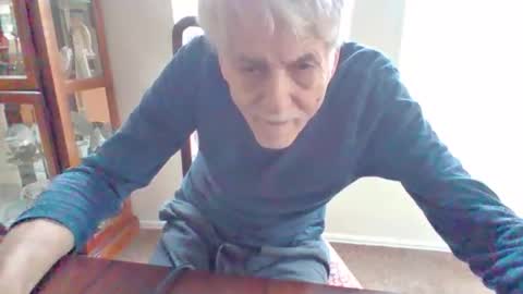 Snapshot of pem1650 chatting on November 15, 6:59 pm pem1650 online show from November 15, 6:59 pm