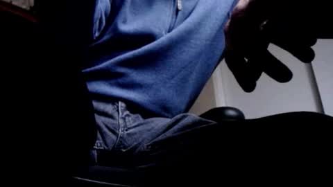 Snapshot of pem1650 chatting on November 16, 9:53 pm pem1650 online show from November 16, 9:53 pm