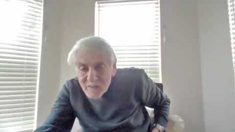 Snapshot of pem1650 chatting on December 2, 10:16 pm pem1650 online show from December 2, 10:16 pm