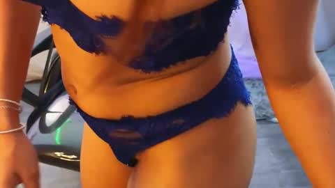 peneelopeecute online show from April 16, 9:39 pm