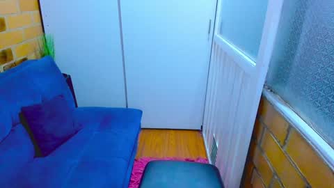 Penelope online show from December 5, 11:51 pm