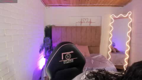 penelope online show from November 10, 3:38 am