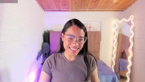 penelope online show from November 18, 3:23 am