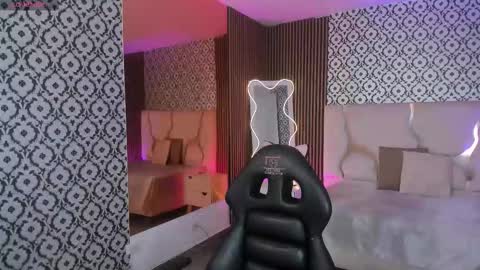 Snapshot of penelope_tay chatting on January 17, 3:11 am penelope online show from January 17, 3:11 am