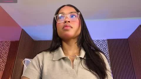 Snapshot of penelope_tay chatting on February 18, 3:24 am penelope online show from February 18, 3:24 am