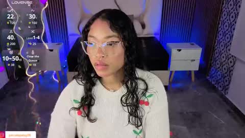 Snapshot of penelope_tay chatting on March 4, 3:23 am penelope online show from March 4, 3:23 am