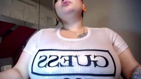 Snapshot of penelope_witts chatting on June 18, 2:45 am Penelope online show from June 18, 2:45 am