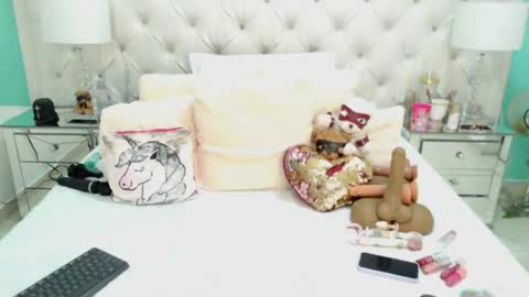 Penelope Laurent online show from June 17, 12:29 pm